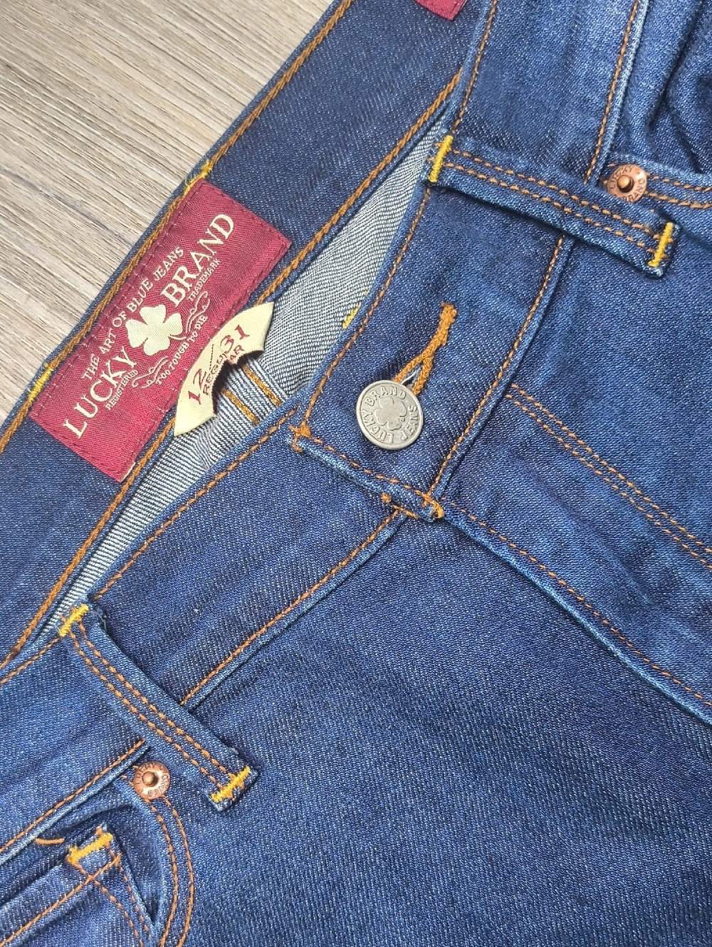 Mid Rise Sofia Bootcut w/32" Inseam 🍀Lucky Jeans Size 12 sac708